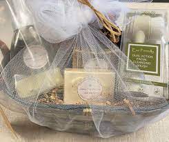 Luxuriate in Tranquillity with Exquisite Spa Gift Baskets