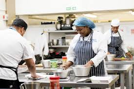 Unleashing Culinary Creativity: Embark on a Kitchen Course Journey